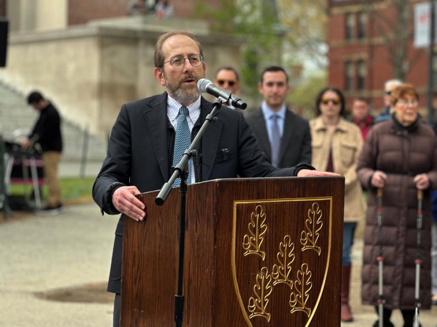 Alan Garber at a podium